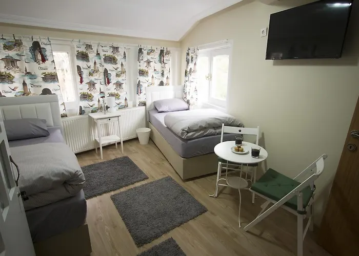 Erasmus House Pensionat