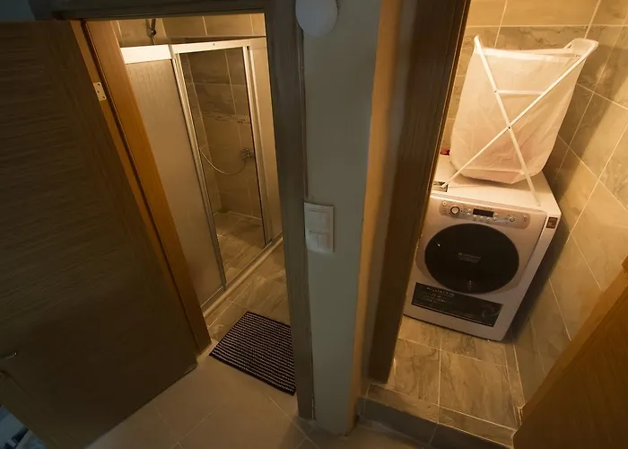 Erasmus House Pensionat